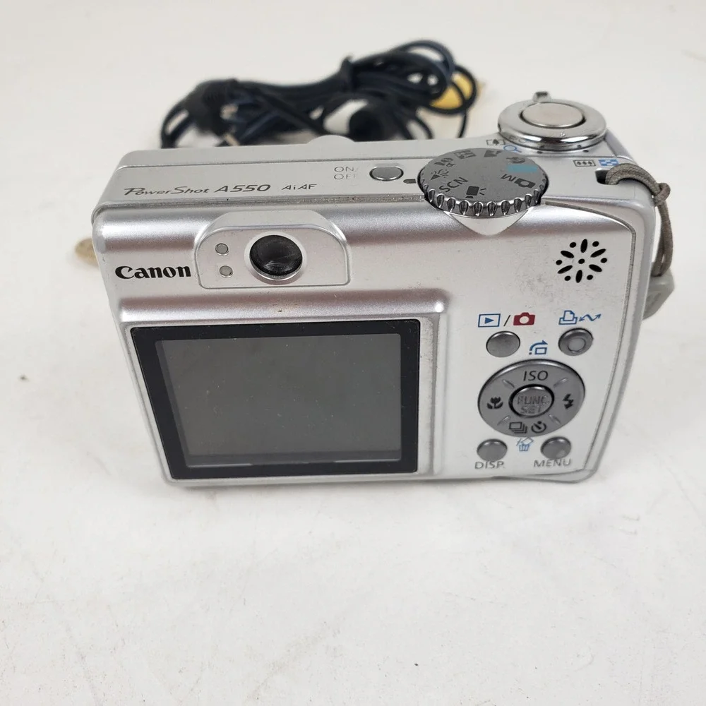 Canon PowerShot A550 7.1MP Digital Camera Silver 4x Optical Zoom Tested Bundle